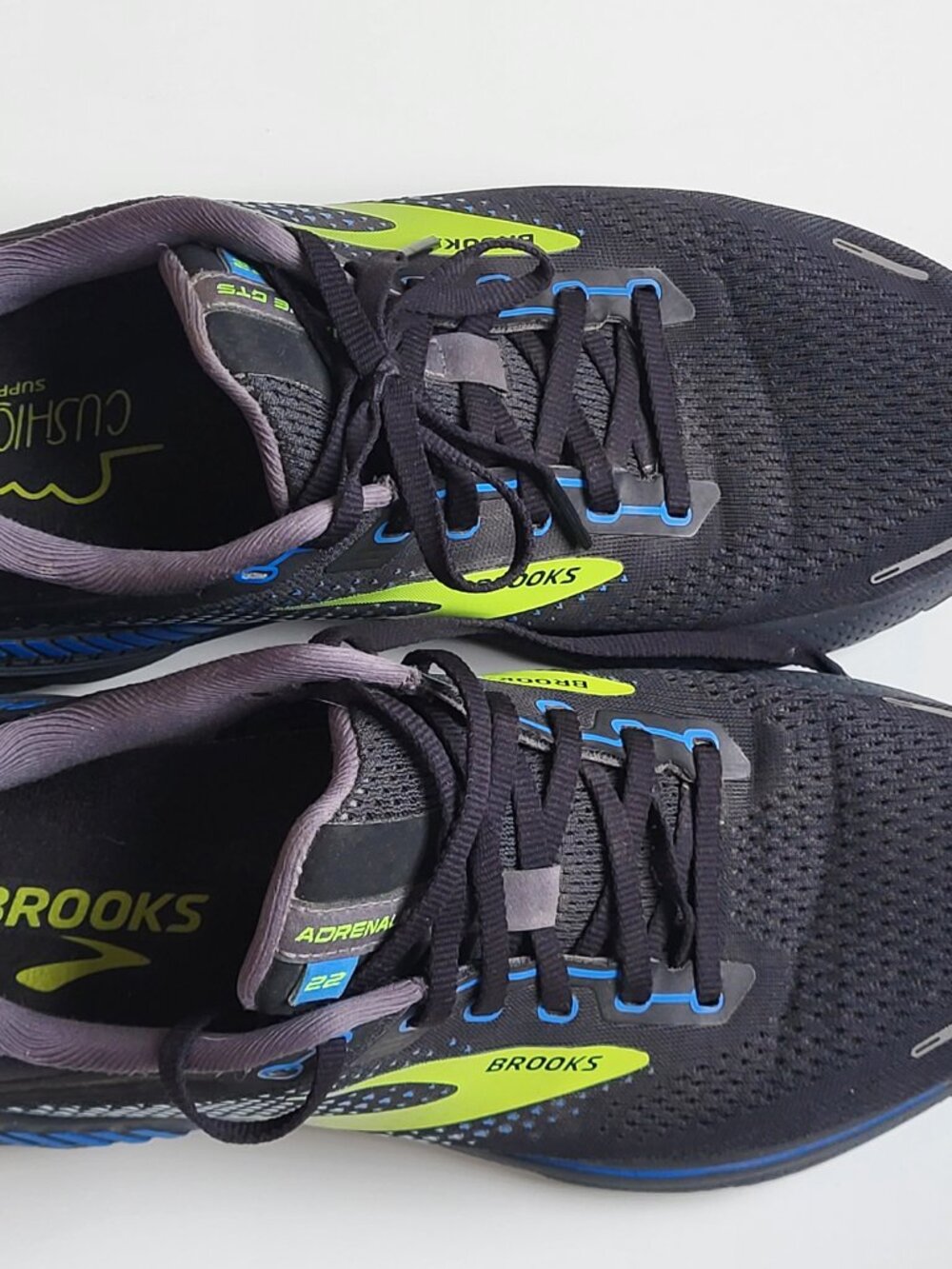 Brooks Adrenaline GTS 22 Sneakers Men's 9.5 Black Running Outdoor Active Comfort